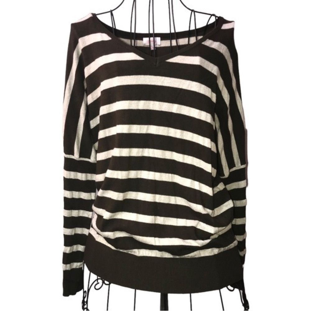 Pixley Sweater Sz Medium